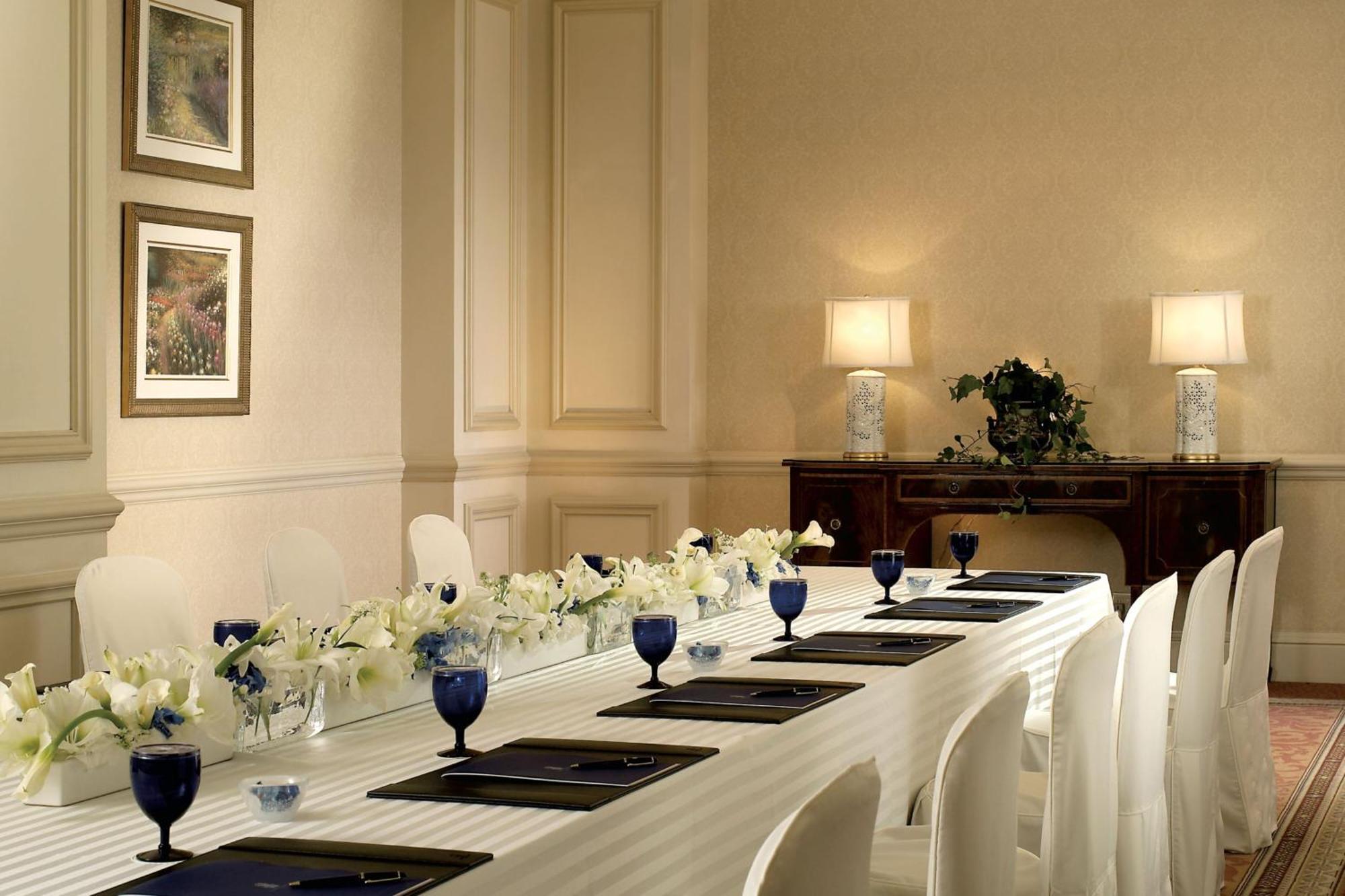 The Ritz-carlton Hotel Ōsaka