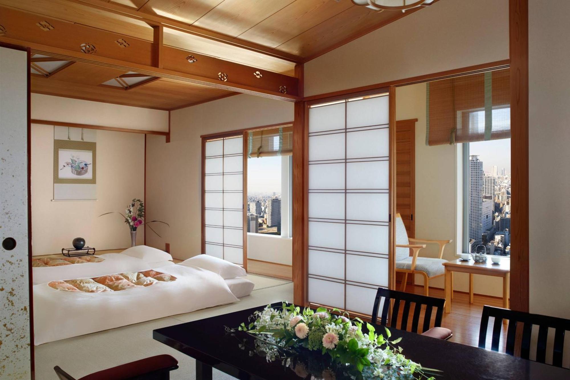 The Ritz-carlton Hotel Ōsaka